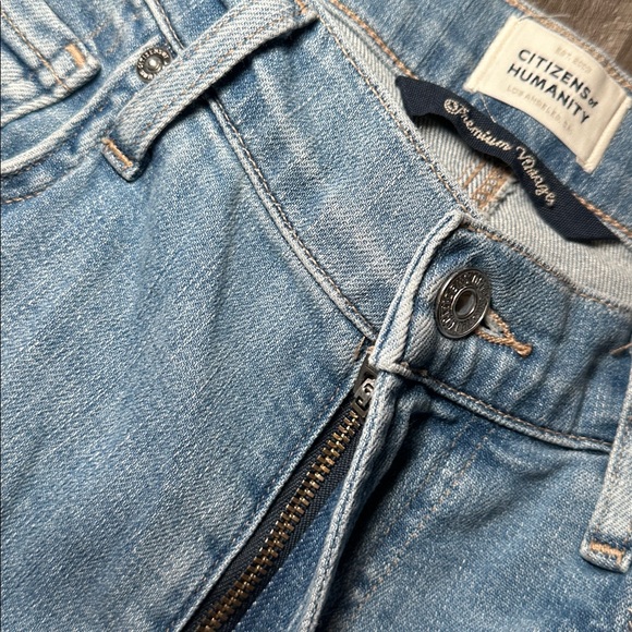 Citizens Of Humanity Isola Slim Raw Hem Jeans - 30 - Picture 6 of 7